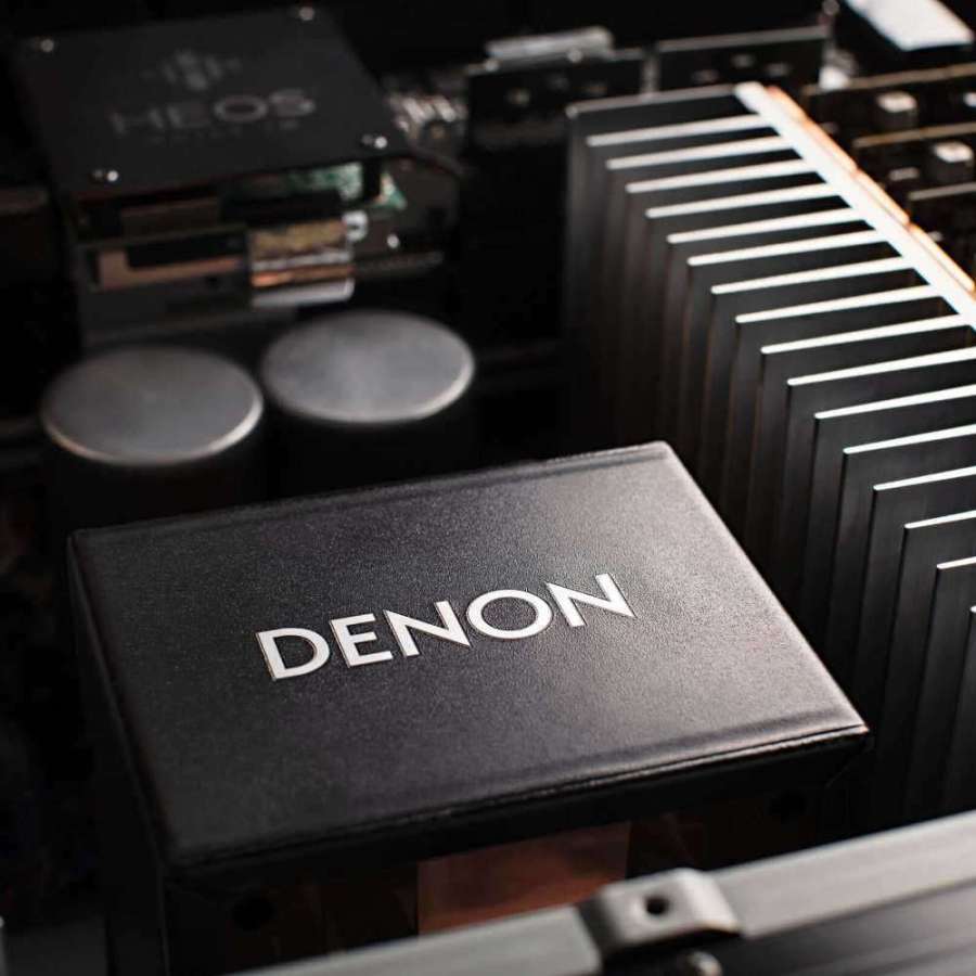 Denon AVC-A1H black Ampli-tuner AV 210 W 8K 15.4 Canaux