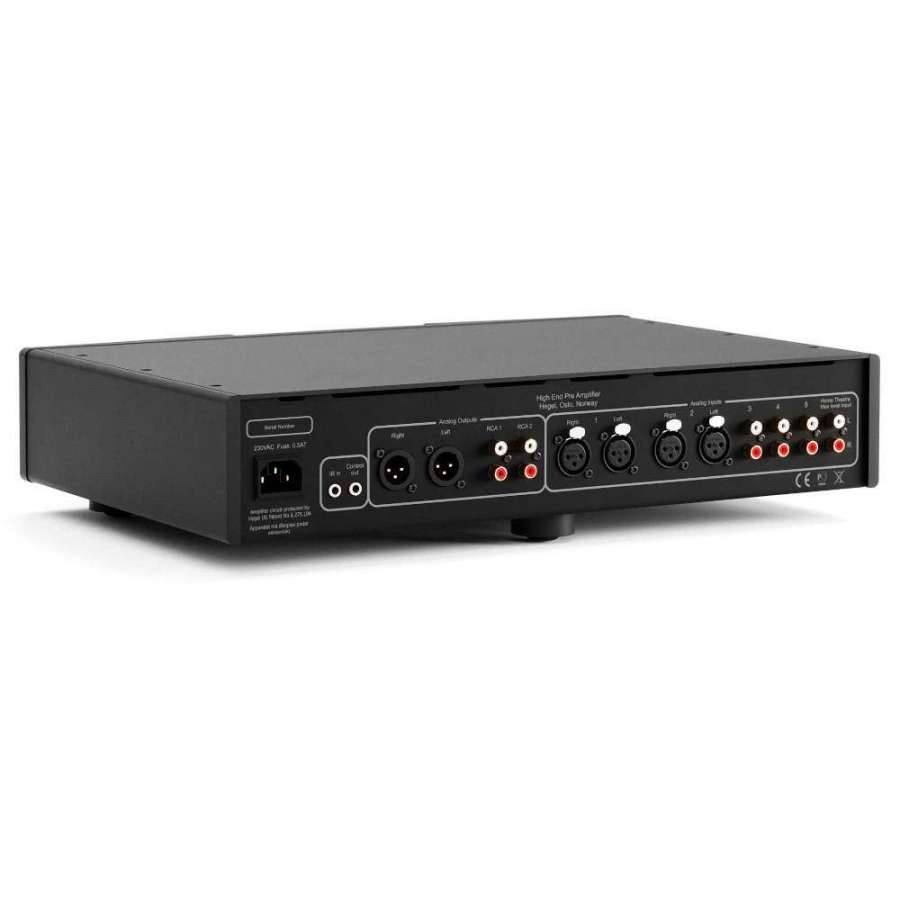 Hegel P30A | Préamplificateur stétéo High-End