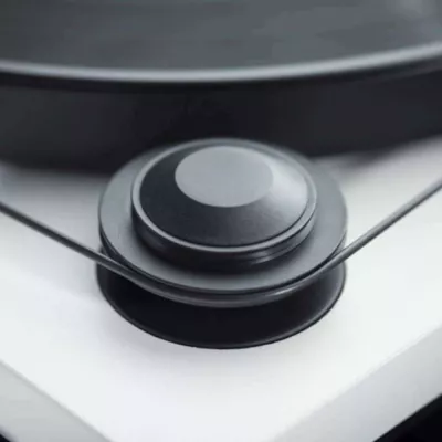 Pro-Ject Primary E (OM NN) | Audiophile Plug & Play turntable à Genève | Digistore.ch