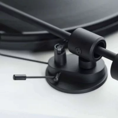 Pro-Ject Primary E (OM NN) | Audiophile Plug & Play turntable à Genève | Digistore.ch