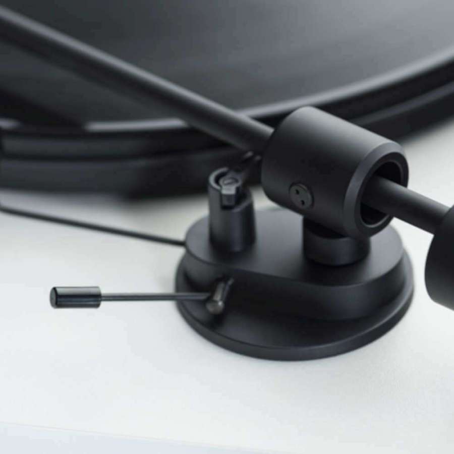 Pro-Ject Primary E Phono (OM NN) | Audiophile Plug & Play turntable with Built-in phono stage