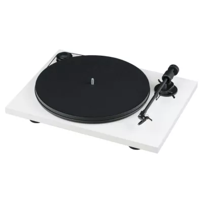 Pro-Ject Primary E Phono (OM NN) | Audiophile Plug & Play turntable with Built-in phono stage à Genève | Digistore.ch