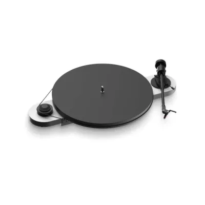 Pro-Ject Element (OM5E) | Manual Plug & Turntable Play in Geneva | Digistore.ch