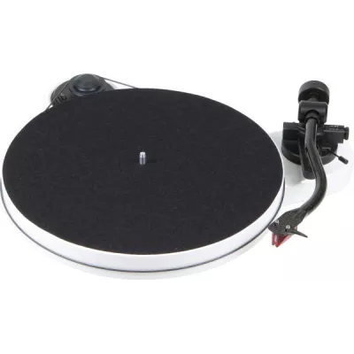 Pro-ject RPM 1 Carbon in Geneva | Digistore.ch