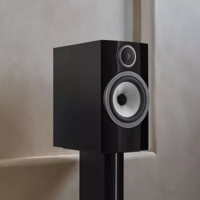 B&W 706 S3 — Enceinte Bibliothèque Bowers & Wilkins
