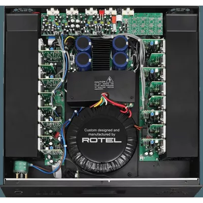 Rotel C8 in Genf | Digistore.ch