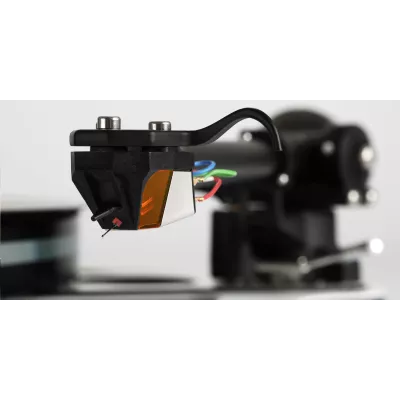 Rega Nd9 a Ginevra | Digistore.ch