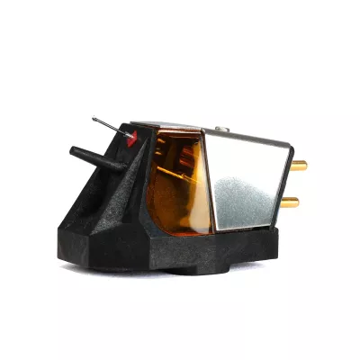 Rega Nd9 a Ginevra | Digistore.ch