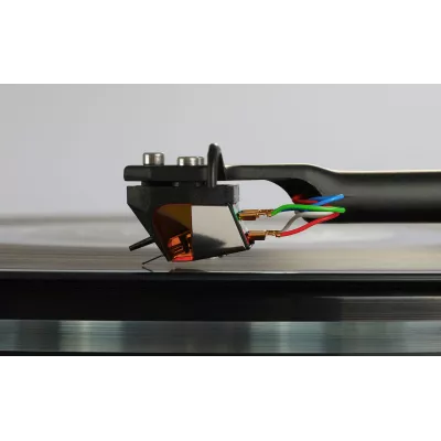 Rega Nd9 a Ginevra | Digistore.ch