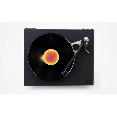 Rega Planar 6 + Nd7 à Genève | Digistore.ch