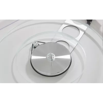 Rega Planar 6 + Nd7 à Genève | Digistore.ch