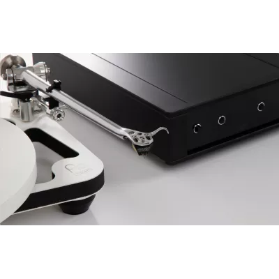 Rega Planar 10 + Apheta 3 à Genève | Digistore.ch