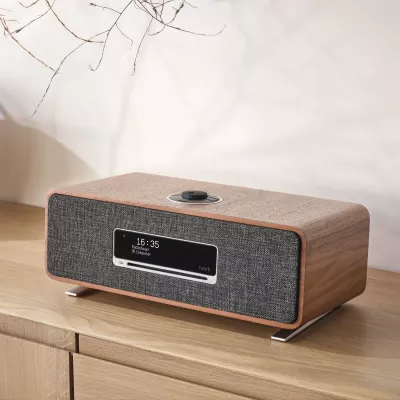 Ruark Audio R3S Rich Walnut in Geneva | Digistore.ch