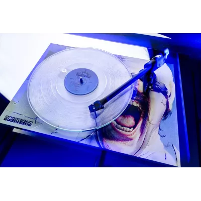 Pro-Ject Scorpions Turntable in Geneva | Digistore.ch