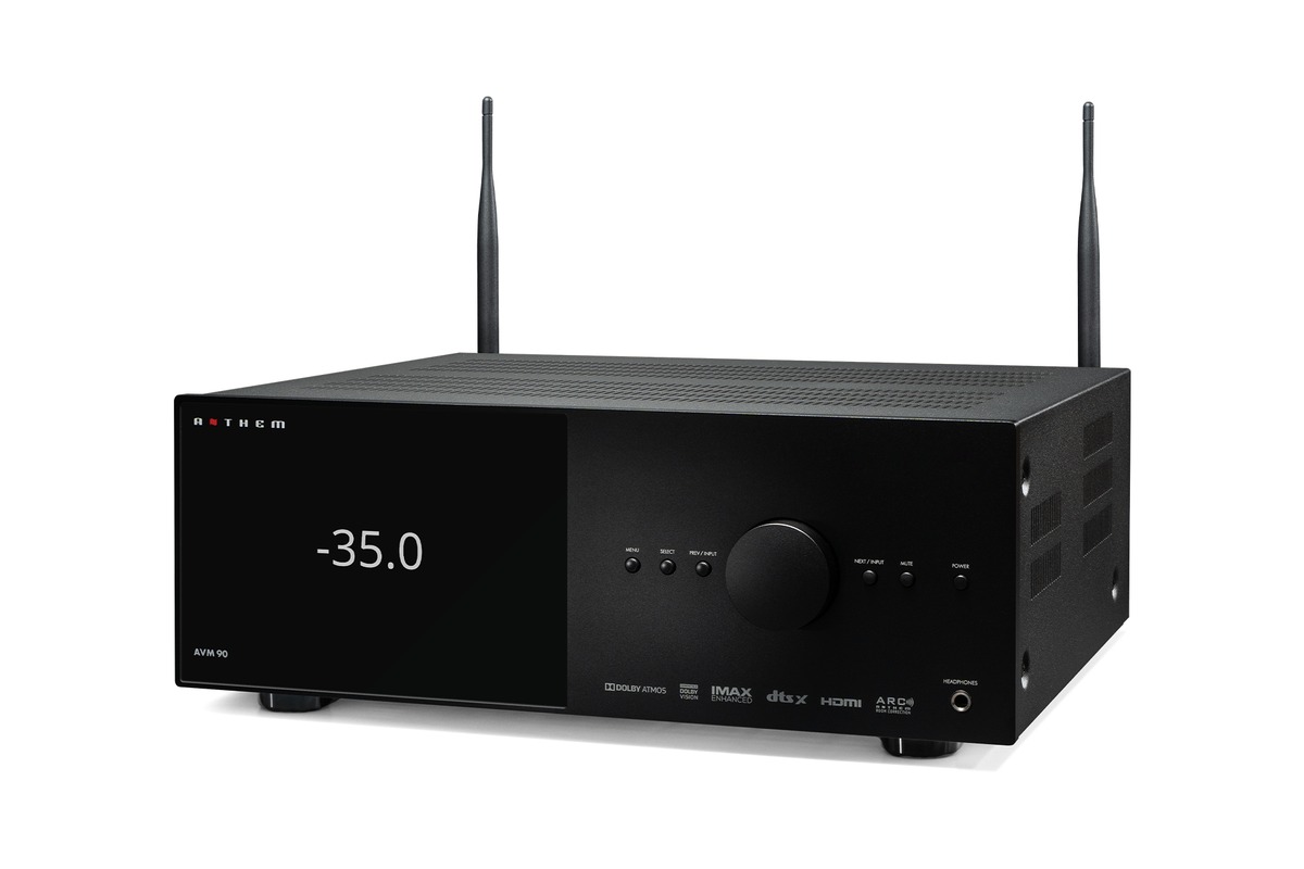 Anthem AVM 90 8K seen from three-quarters with its two antennas