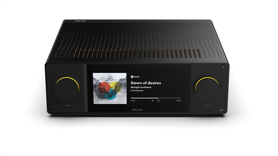 Arcam SA45, écran 8,8 pouces et interface Roon