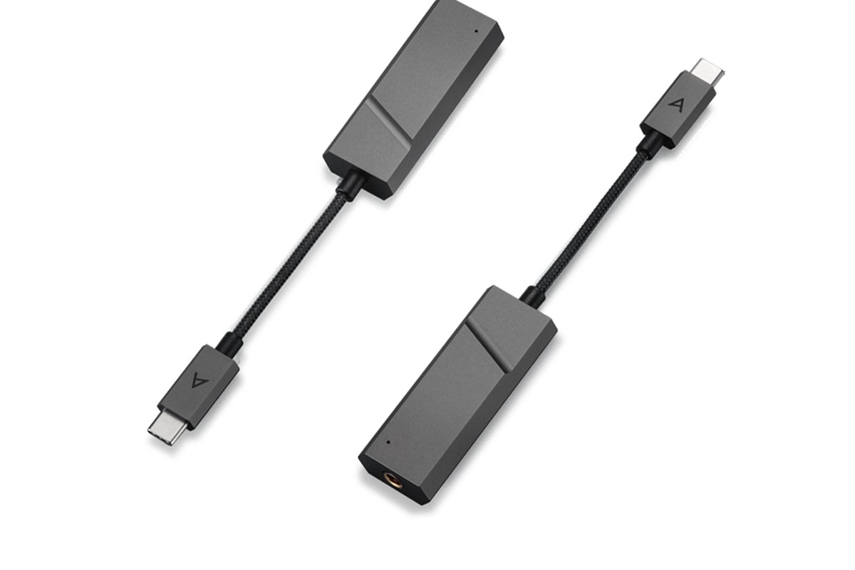 AK HC2 et son câble USB-C vers 4,4 mm