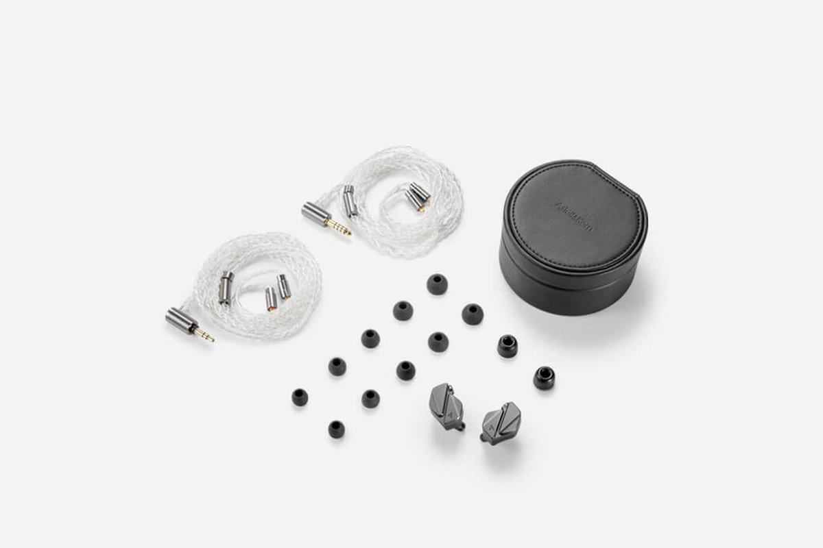 Câble MMCX argenté et embouts fournis