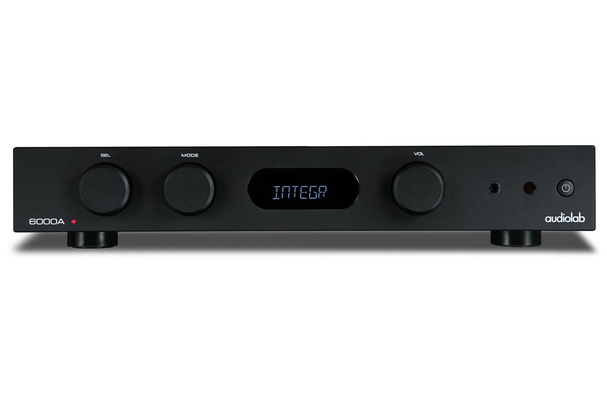 Audiolab 6000A integrated amplifier, front view