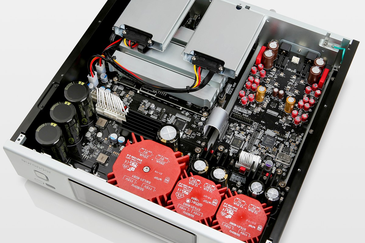 Three-quarter view of the silver model, heat-sink fins