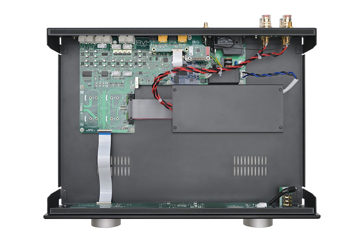Innenraum des Geräts, Netzteil und elektronischen Karten