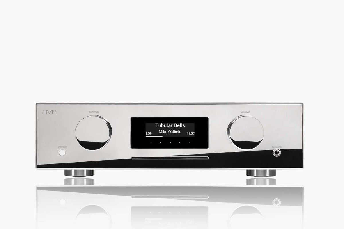 Cellini-Finish, Chromfassade und CD-Player-Slot