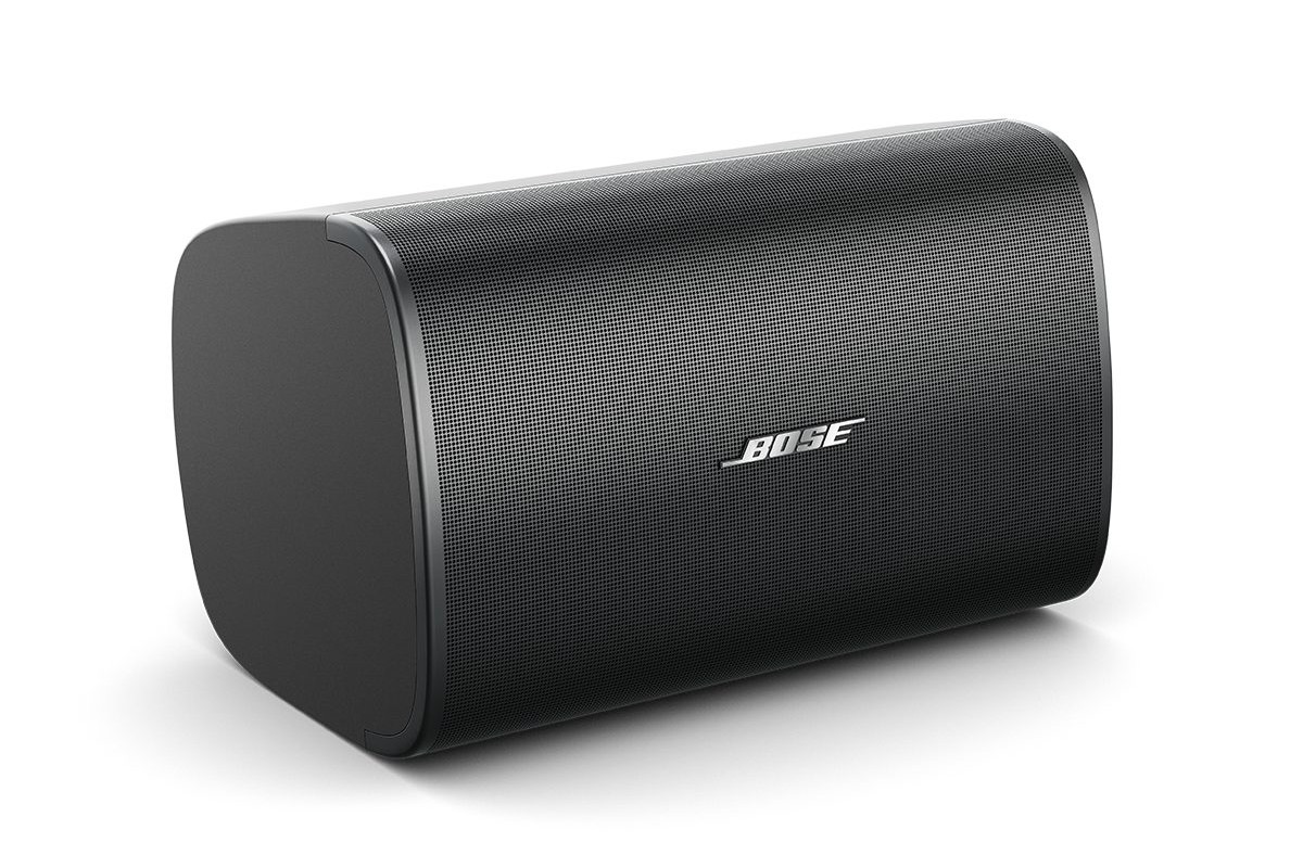 Enceinte de surface fixée en hauteur sur un mur