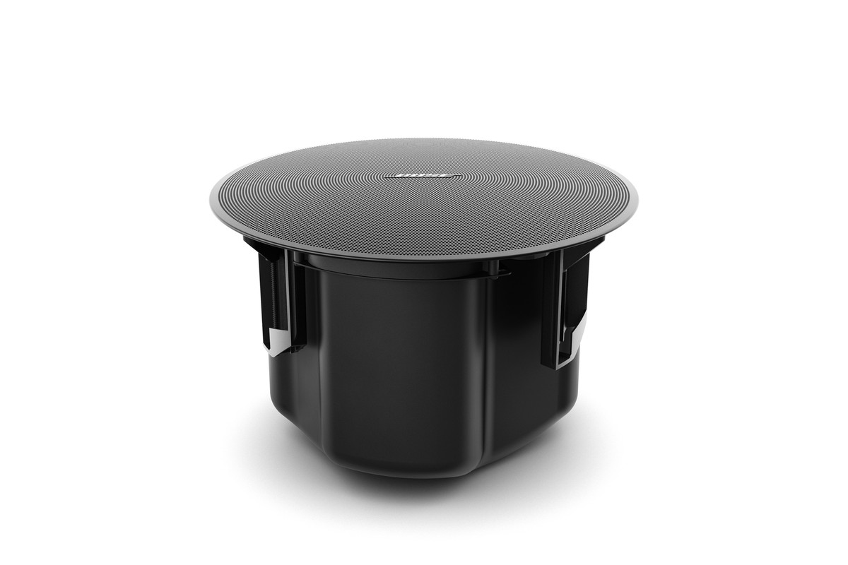 Coffret arrière en acier embouti, vue trois quarts arrière