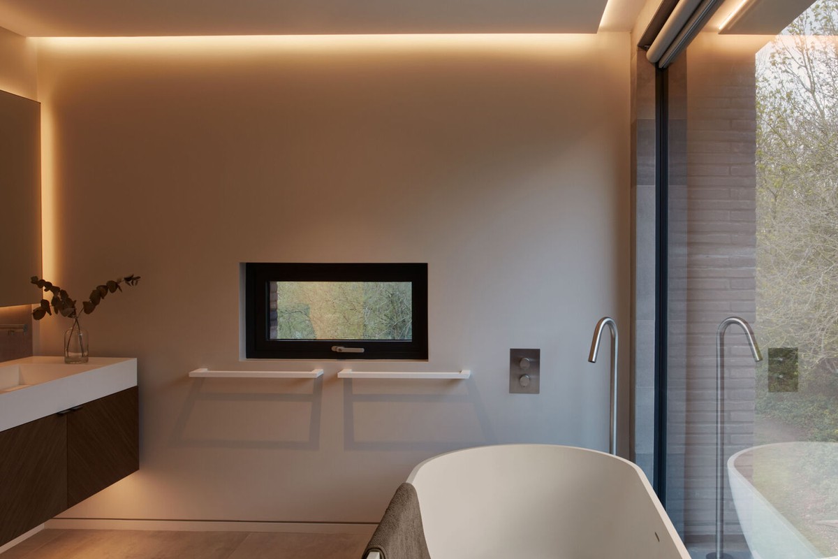Bowers & Wilkins CCM7.5 S2 — Flush ceiling mounting