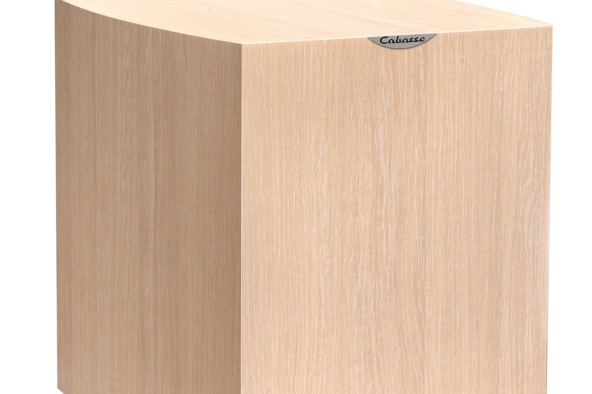 Angolo del mobile Orion in rovere chiaro, venatura del legno visibile su due facce
