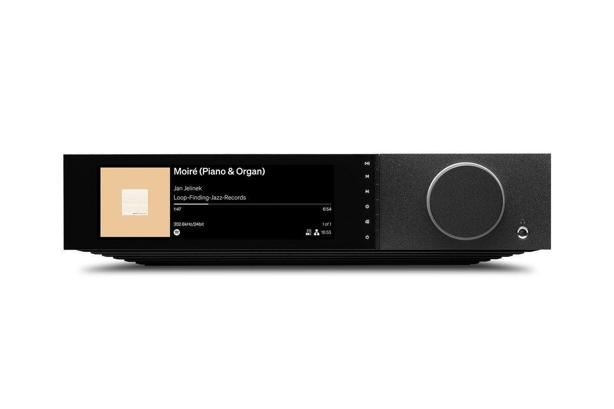 Amplificateur streaming vu de face, écran couleur et molette de volume