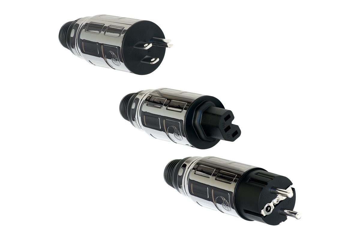 Three Cardas E-5 power plugs with metal shells: US, IEC and Schuko