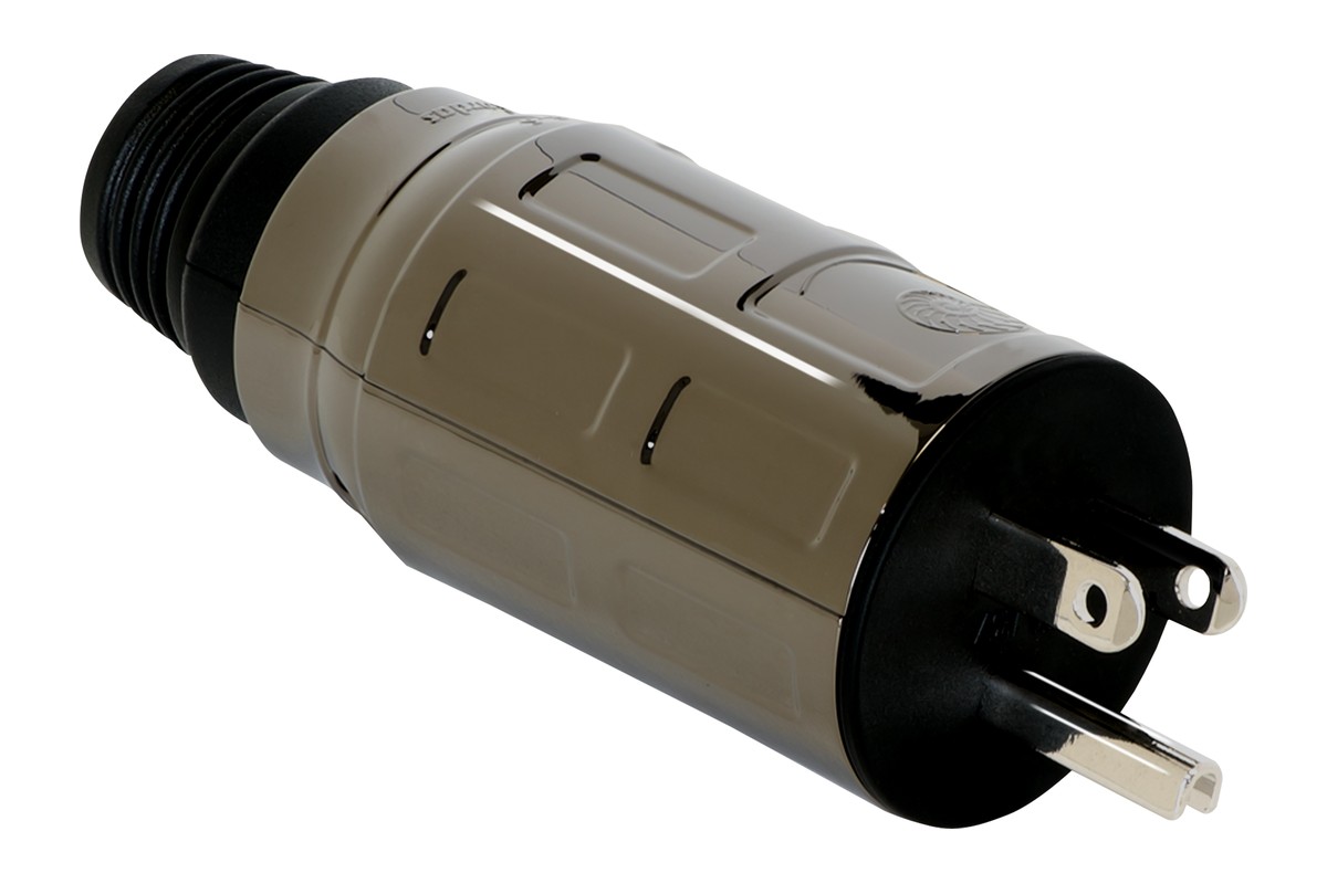 Cardas E-5 US wall plug with dark metal shell