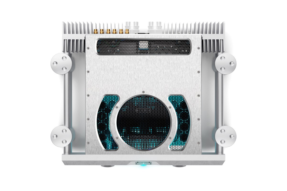 Dessus de l'amplificateur, hublot central et capot usiné