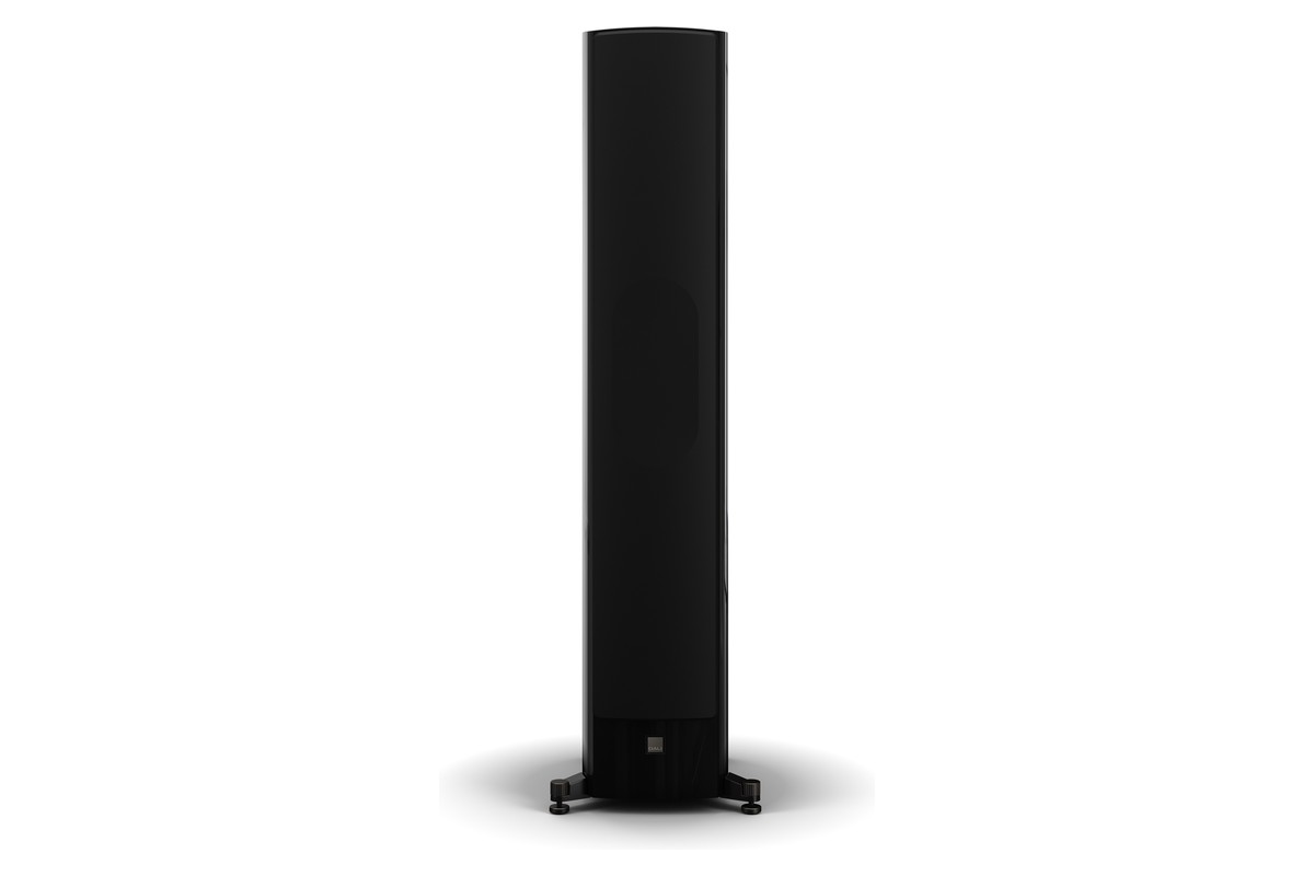 Schwarz lackierte Schallwand mit aufgesetzter Shadow-Black-Blende