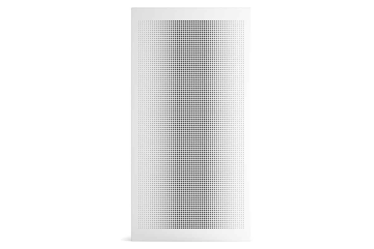 Façade avec sa grille blanche, vue de face