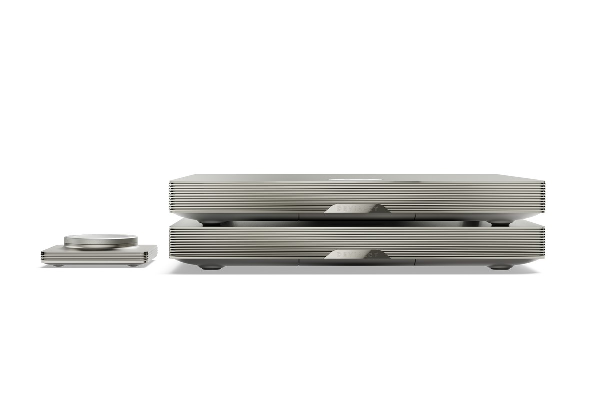 Deux Devialet Astra en configuration Dual Mono