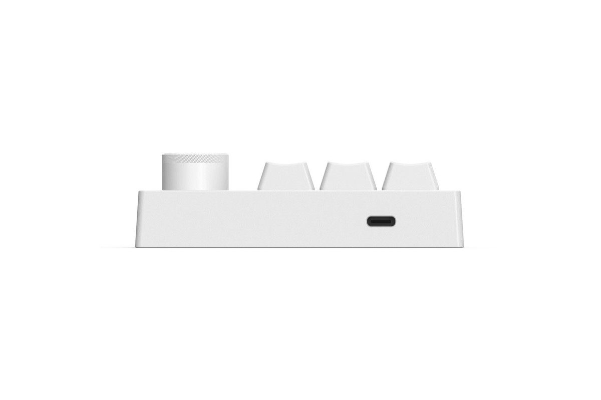 Profil du clavier avec son cadran en aluminium et une prise USB-C