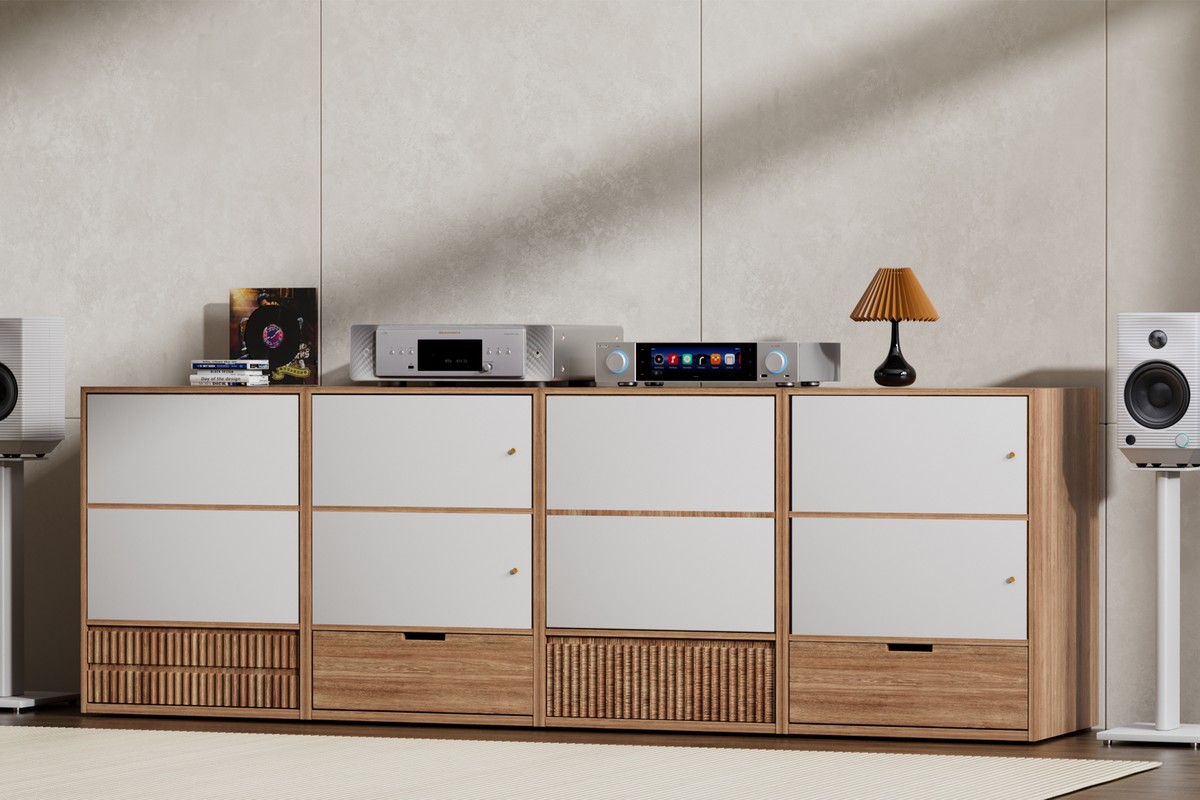 FiiO S15 argent au sein d'un systeme Hi-Fi de salon