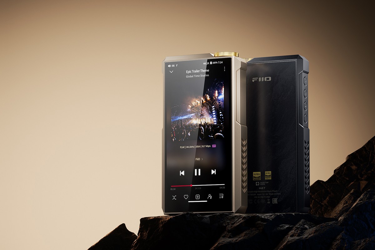 Baladeur audiophile FiiO M27 affichant son écran 5,99 pouces