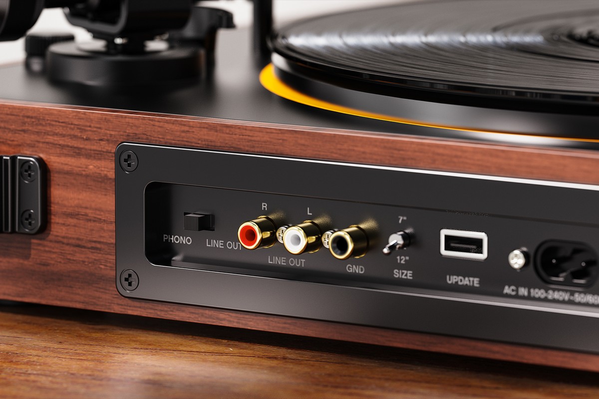 Rear panel: PHONO or LINE OUT selector, RCA outputs, ground terminal and USB port