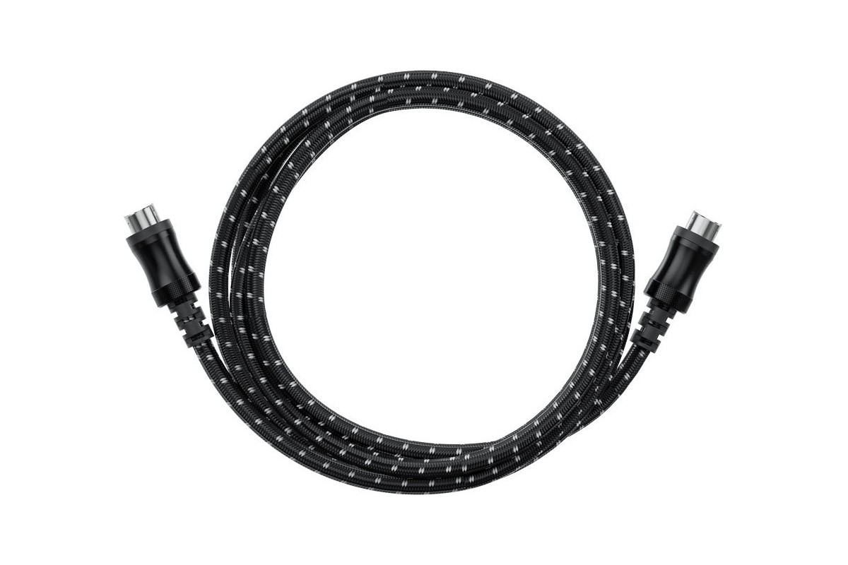 Das Kabel FiiO LX-SP3 aufgerollt auf weissem Hintergrund