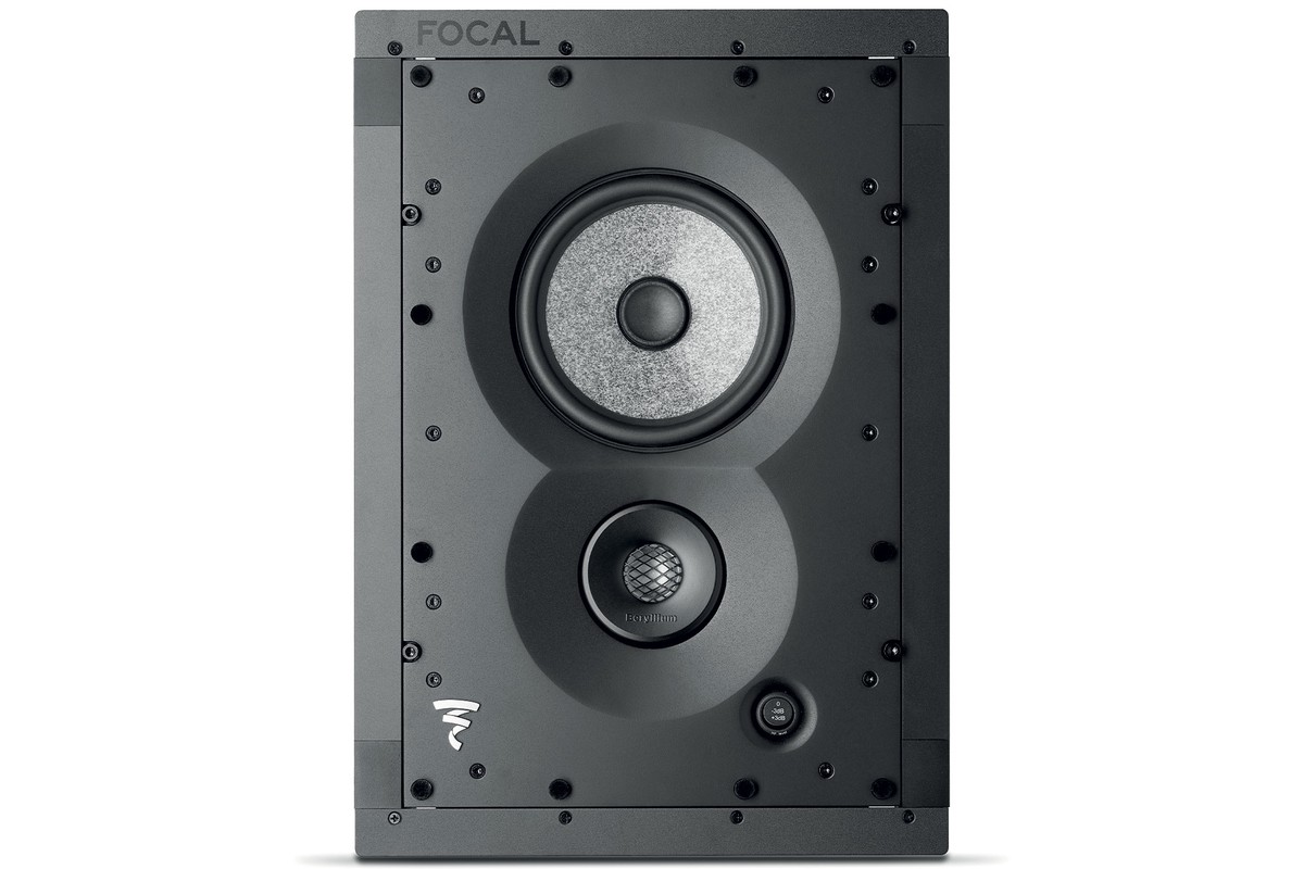 Enceinte murale Focal 1000 IW6 vue de face