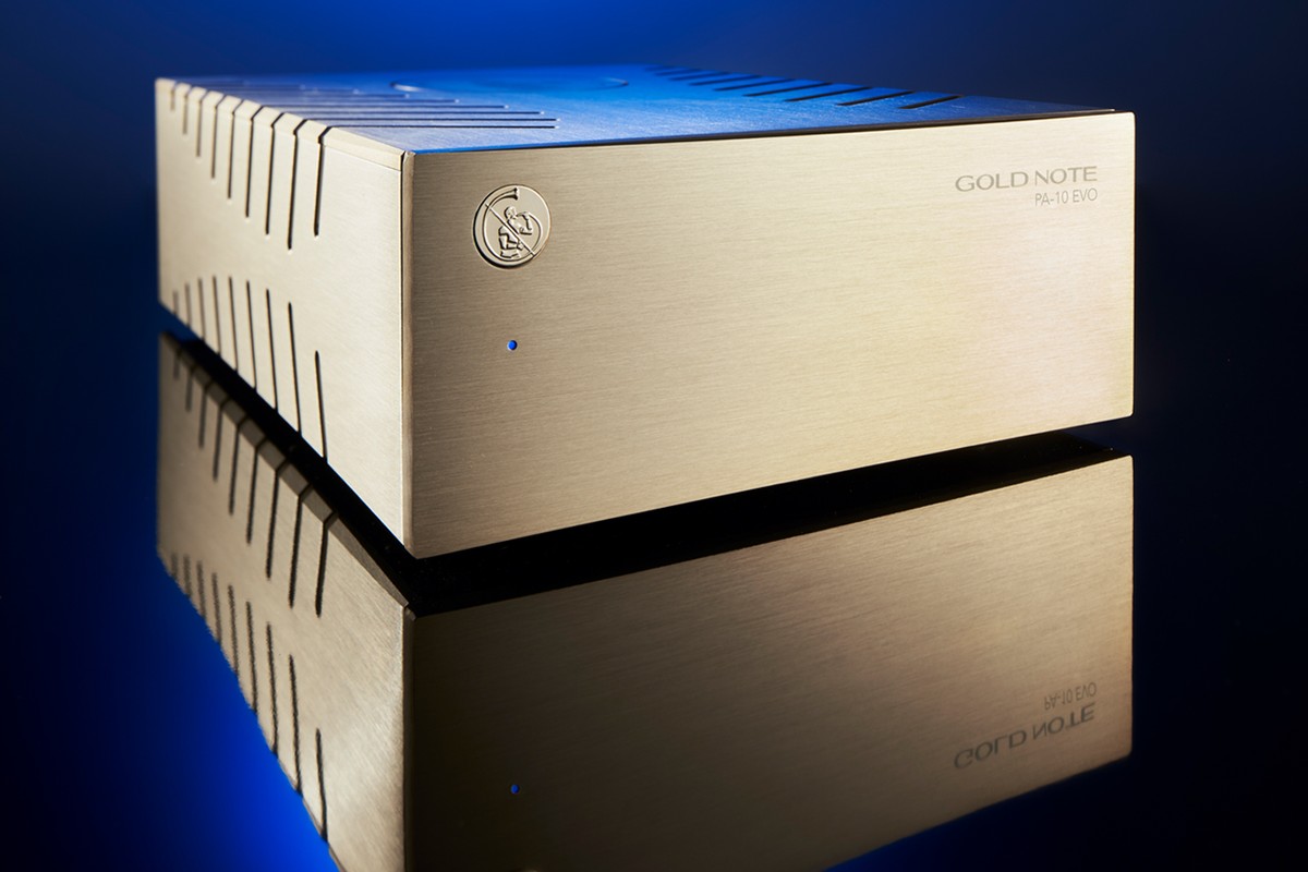 Compact aluminum chassis