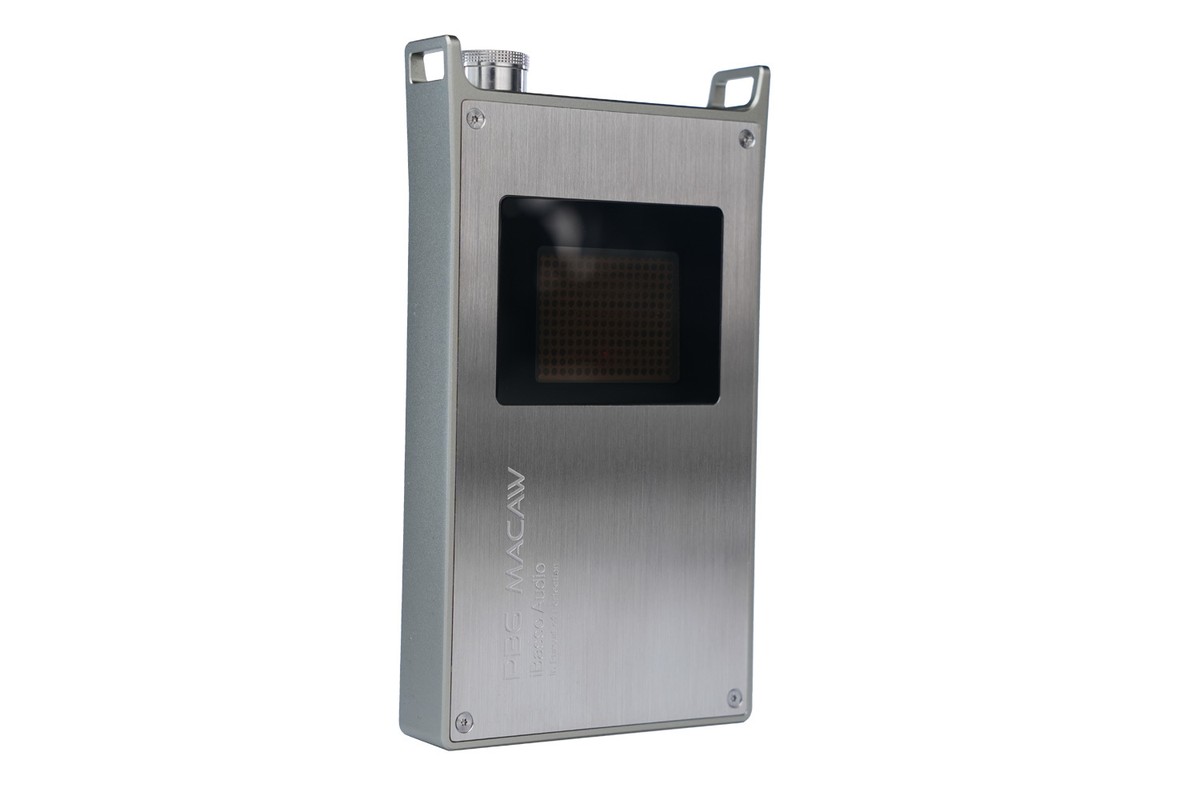 Amplificateur de casque portable iBasso PB6 Macaw vu de face