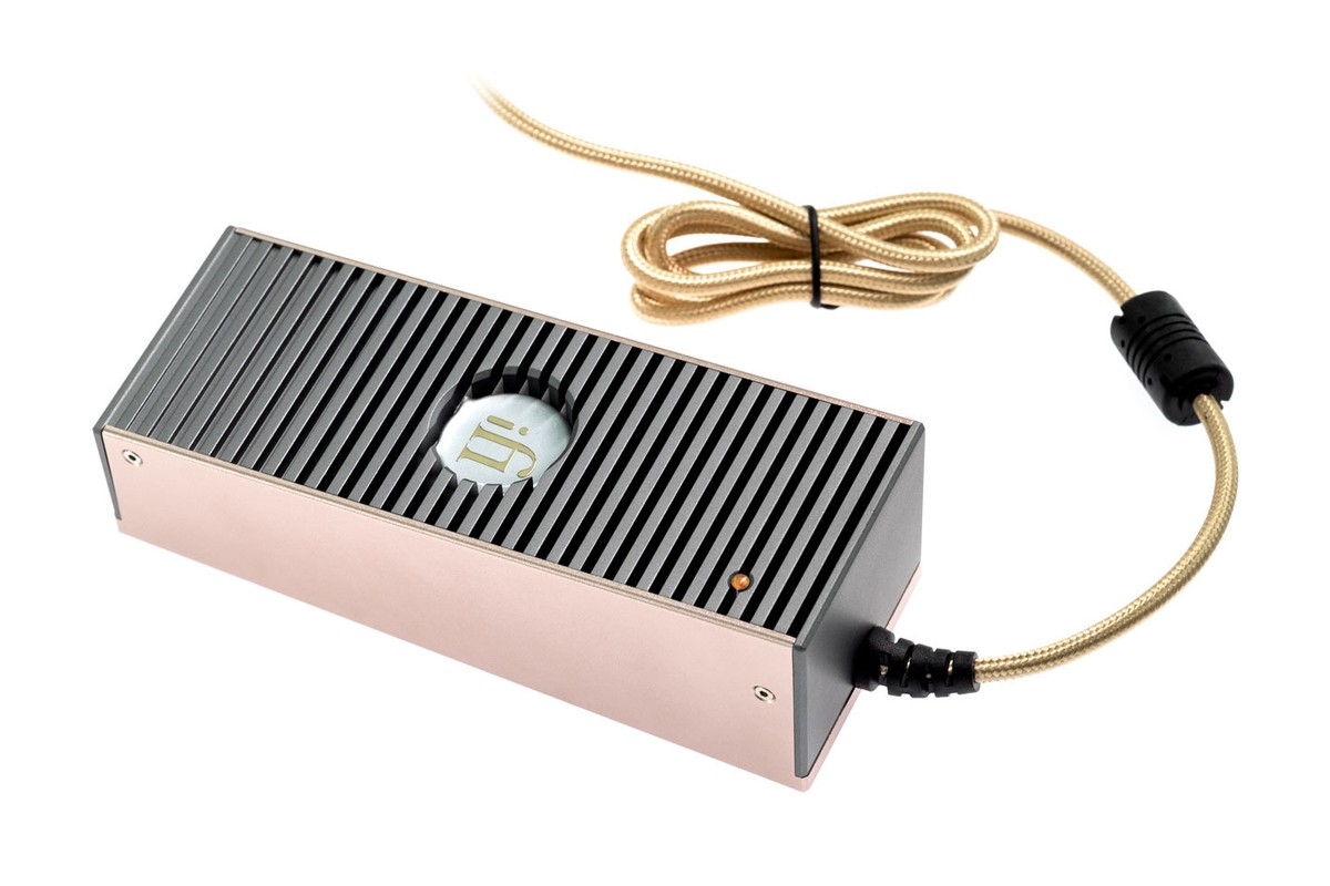Boîtier à ailettes et câble DC doré muni d'une ferrite