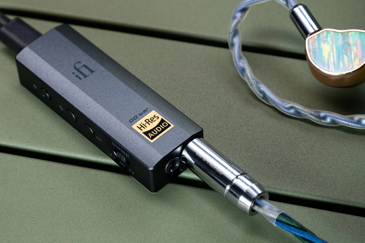 4.4 mm jack of an in-ear monitor plugged into the unit