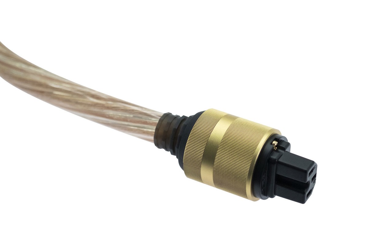 Connettore IEC dorato e nero lato apparecchio