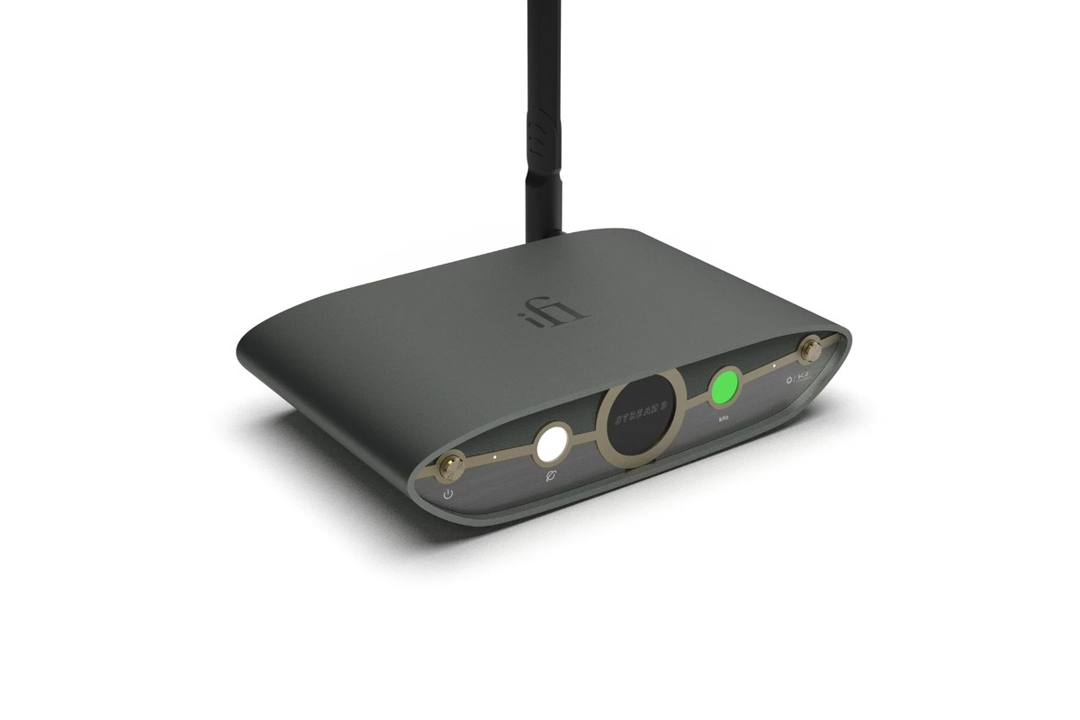 iFi Audio ZEN Stream 3 vu de trois quarts