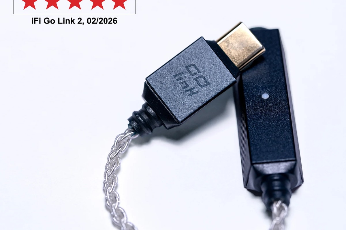 iFi Audio GO link 2 relié à un smartphone